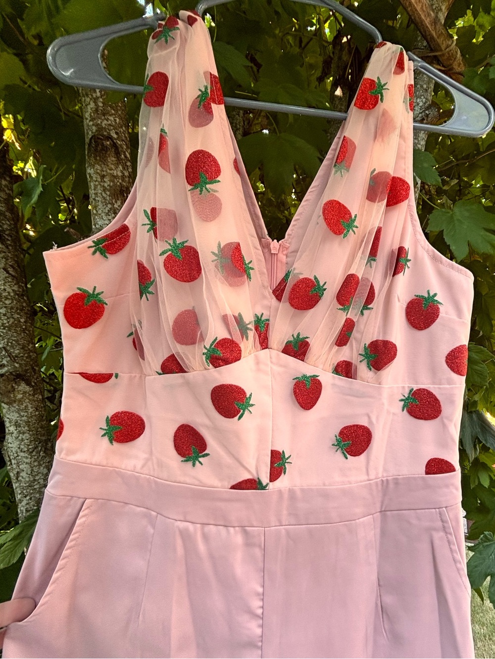 Retro Stage Strawberry Embroidered Mesh Top Romper. 1950’s Vibes. Fits Size 8